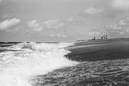 Photo Long Island beach landing 1942