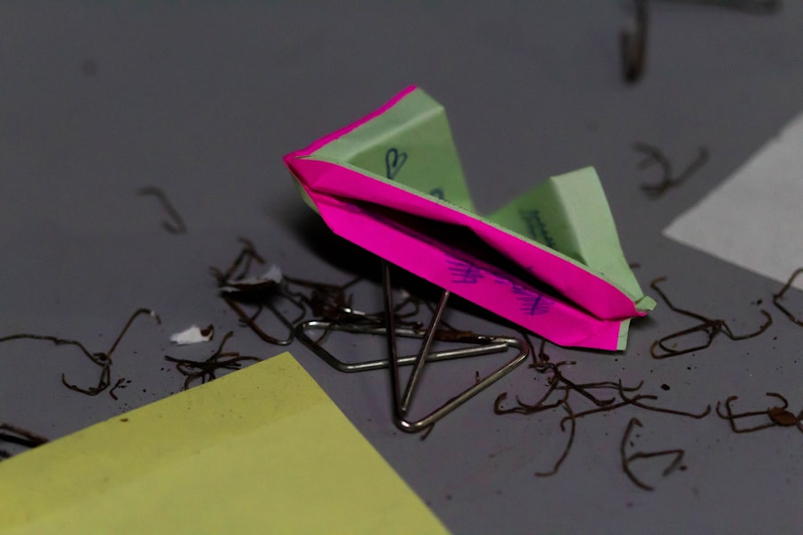 Photo operation paperclip