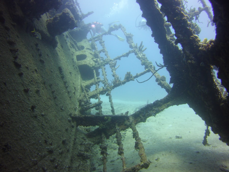 Cold War undersea near miss