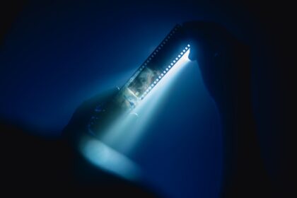 Photo submarine detection technology evolution