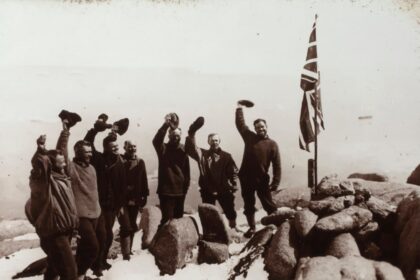 Photo arctic military history