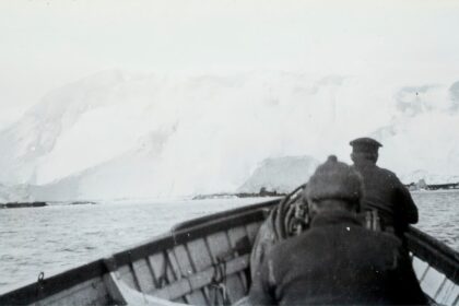 Photo arctic submarine operations