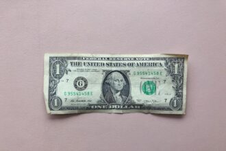 Photo dollar support