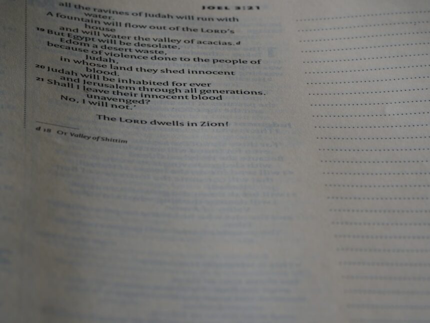 Photo K-129 code books