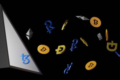 Photo crypto tracing