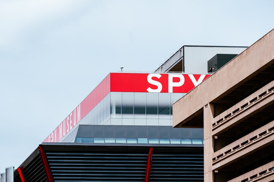spy
