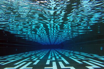 Photo underwater acoustic array technology