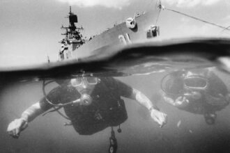 Photo submarine noise reduction