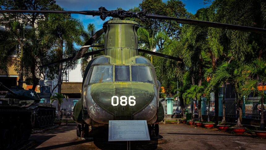 Photo Vietnam War air superiority crisis