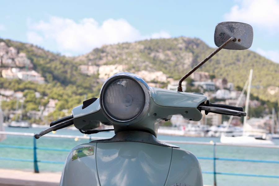 Photo helmet mounted sight technology evolution