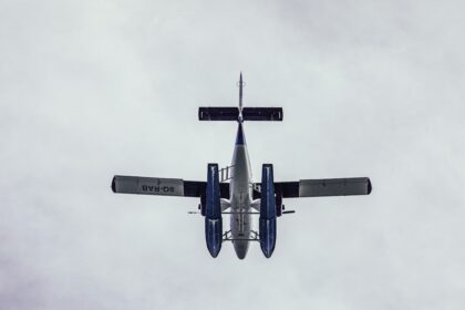 Photo spy plane