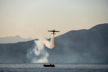 Photo helicopter anti submarine warfare tactics