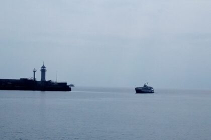 Photo tanker mine strike