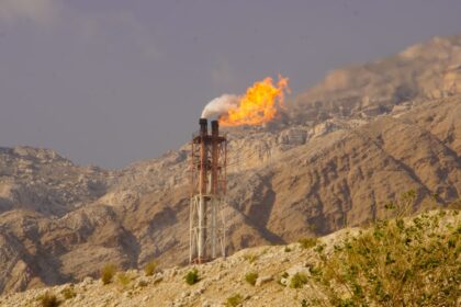 Photo Hormuz oil supply chokepoint