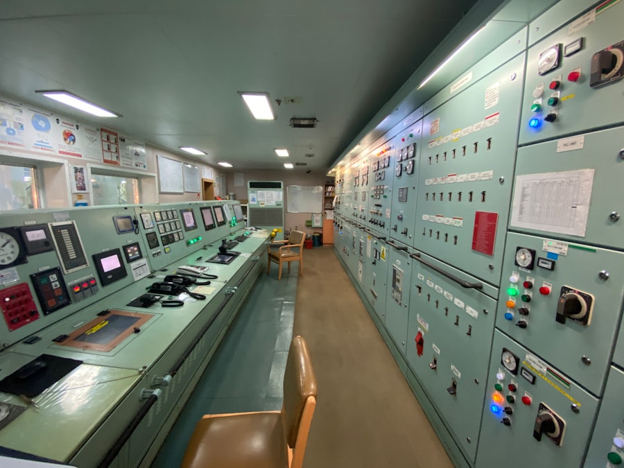 Photo nuclear escalation control