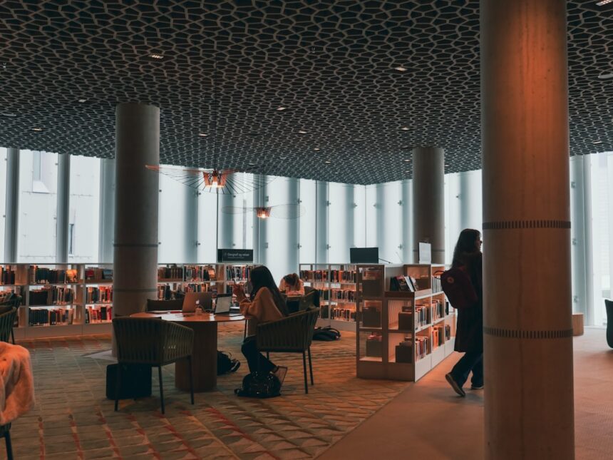 Photo submarine acoustic library