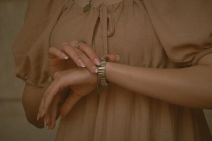 Photo spy ring