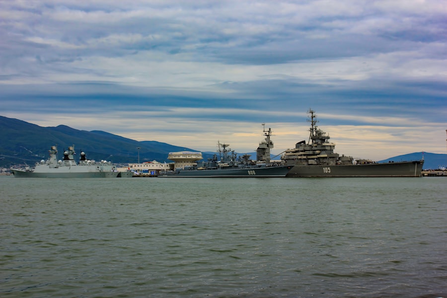 Photo naval standoff