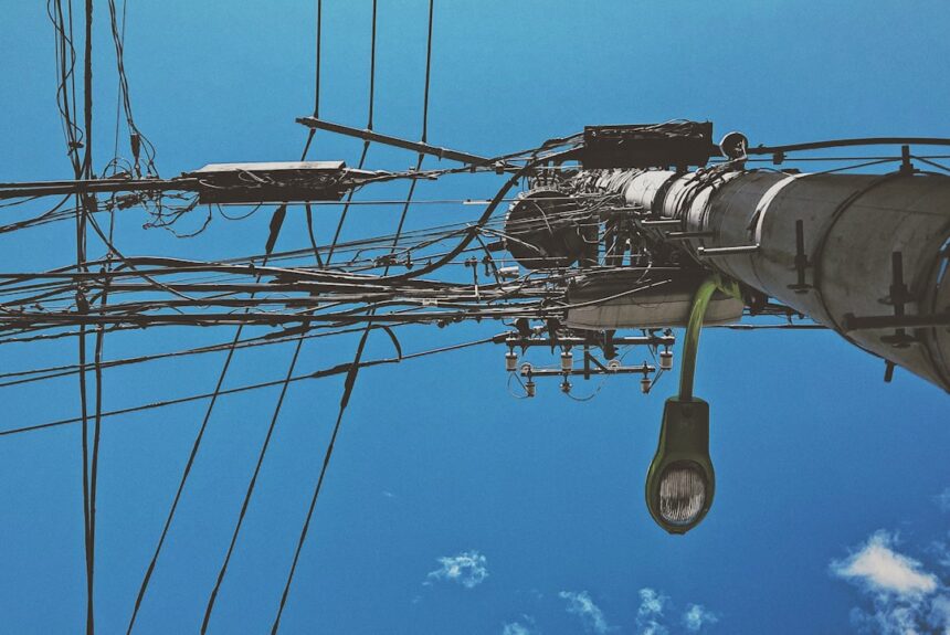Photo tap undersea cables