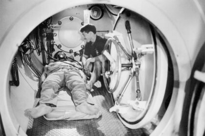 Photo submarine missions documentary