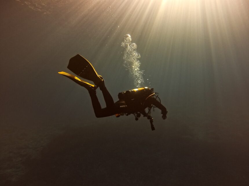 Photo underwater recovery missions