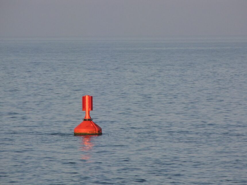 Photo submarine detection physics