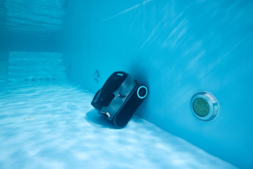 Photo underwater communication cable tap