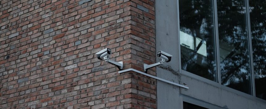 Photo espionage