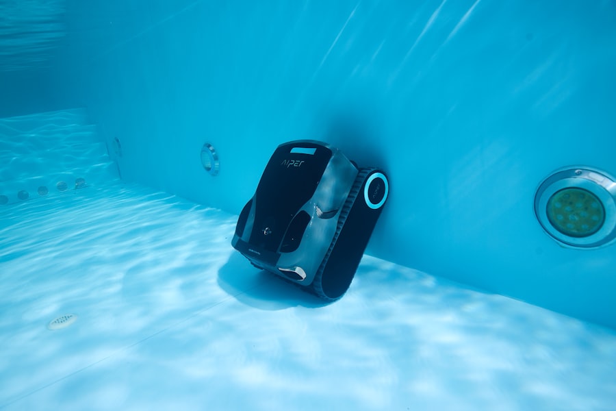 Photo underwater communication