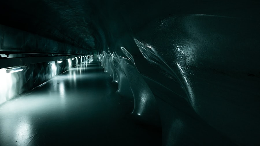 Antarctic submarine stealth corridors