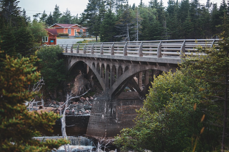 Photo bridge demolition