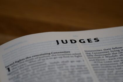 Photo ethics of obedience
