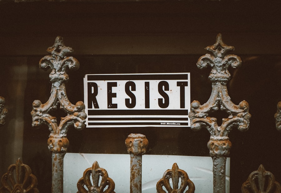 Photo resistance