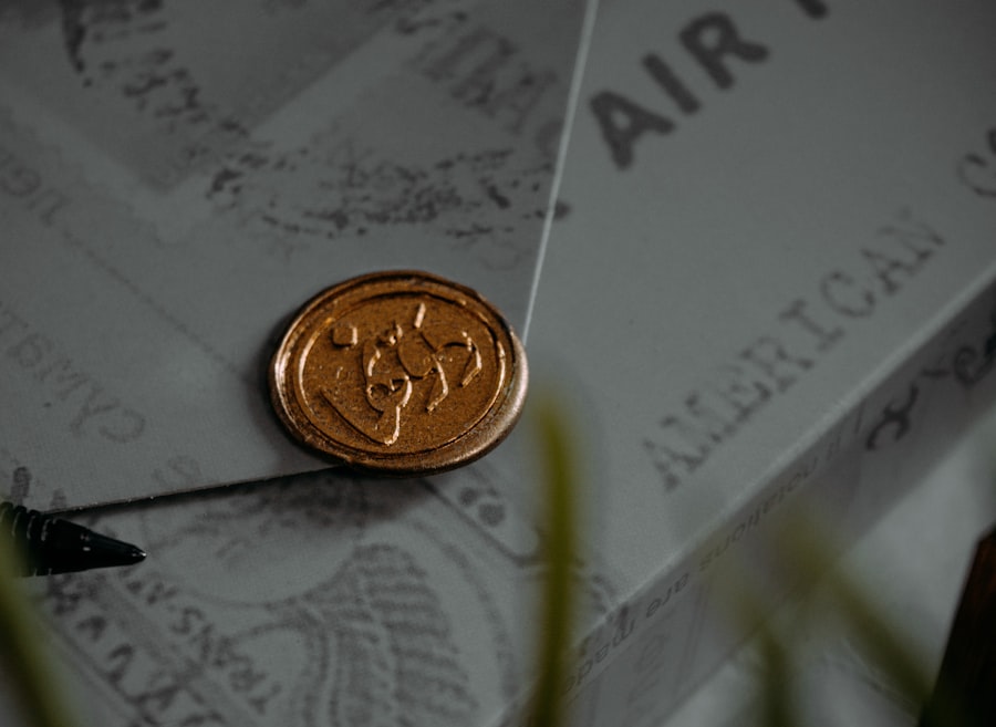 Photo Gold arms loophole international order