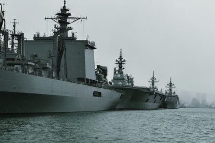 Photo navy destroyer collision documentary