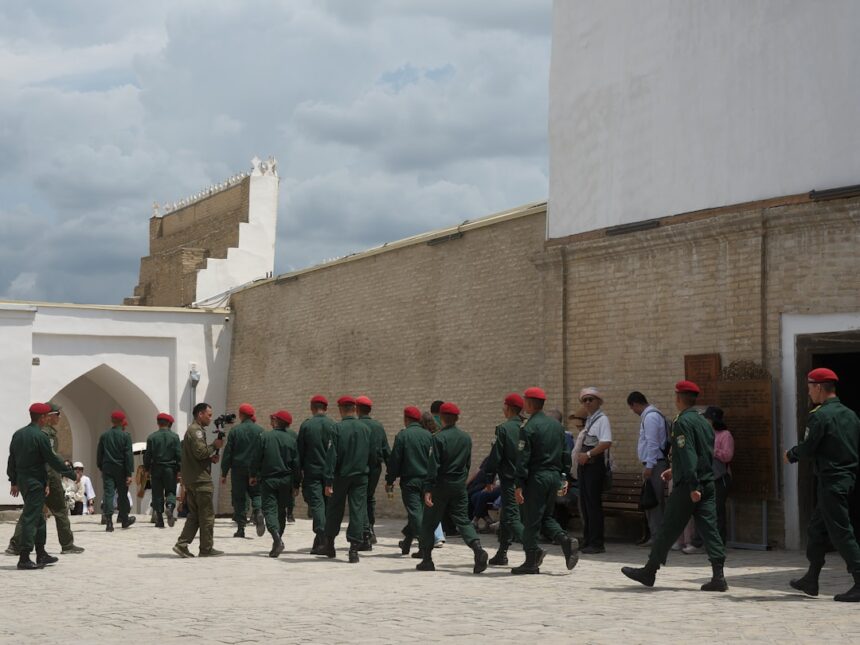 Photo Saddam Husseins army collapsed