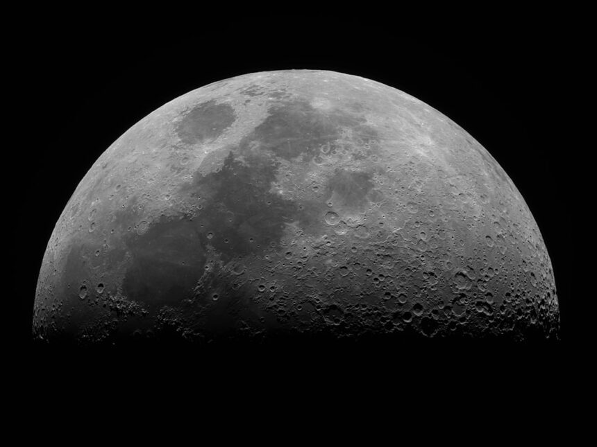 Photo remote viewing Moon structures