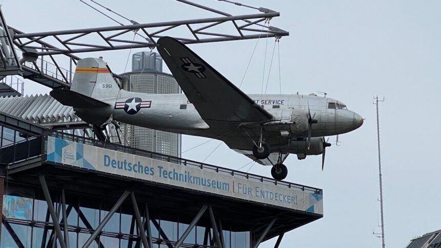 Photo C-47 Berlin Airlift