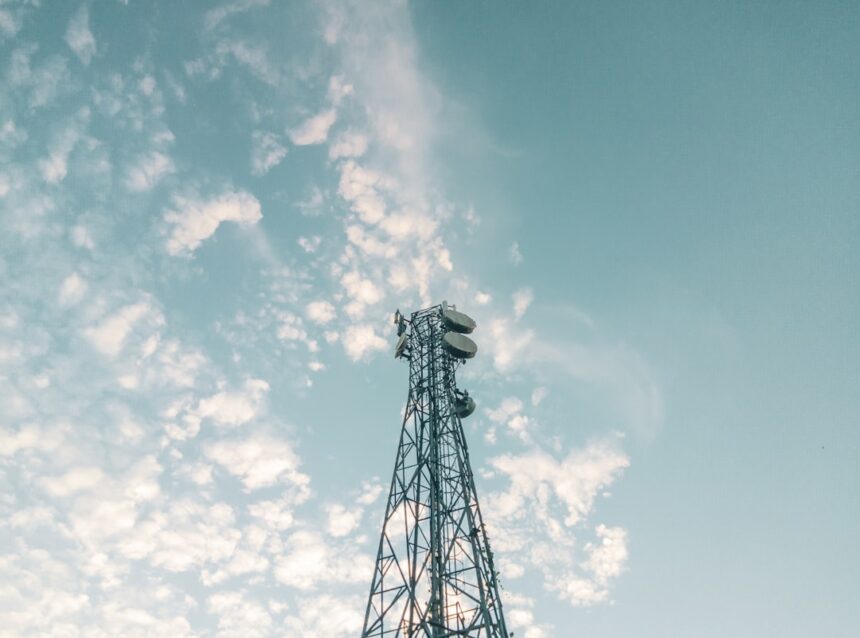 Photo radio networks