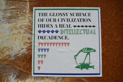 Photo declassification