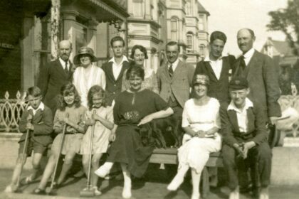 Photo family history