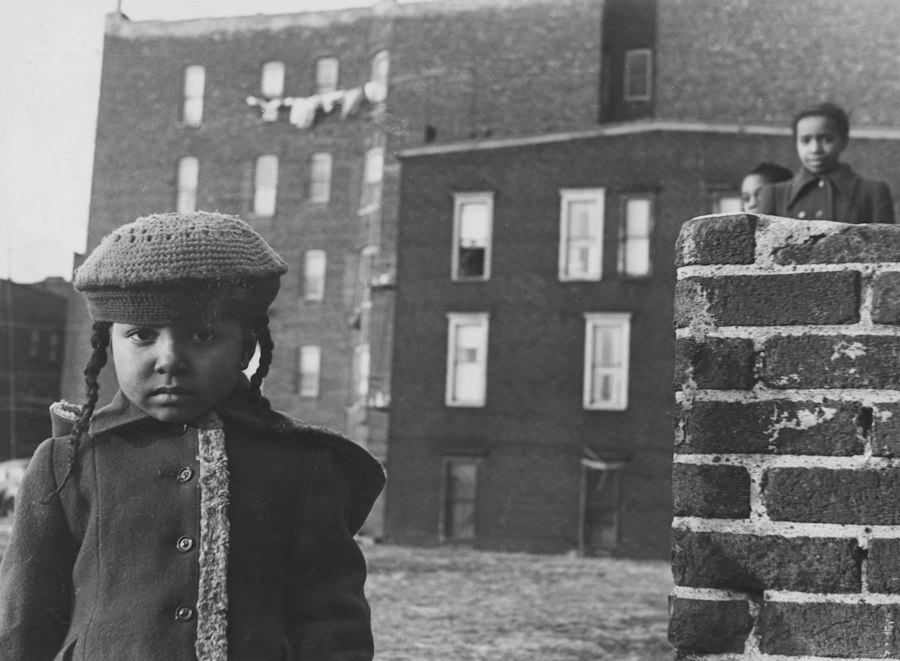Photo mixed race children WWII