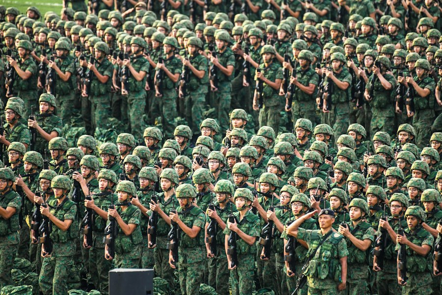 Photo phantom army