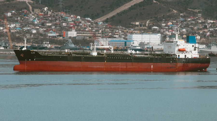 submarine tanker