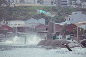 Photo submarine sonar performance