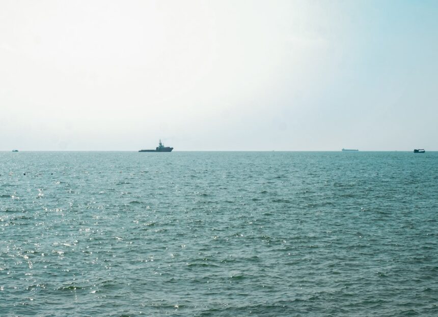 Photo submarine carrier killer