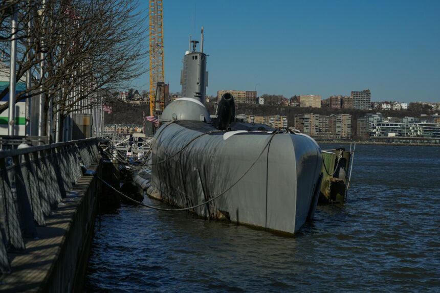 Photo titanium submarine construction