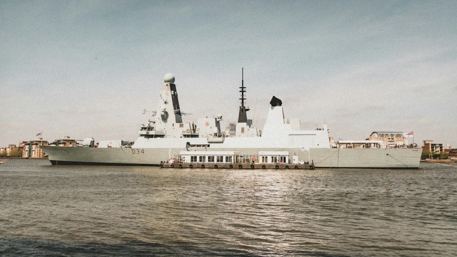 Photo HMS Sovereign Devonport return