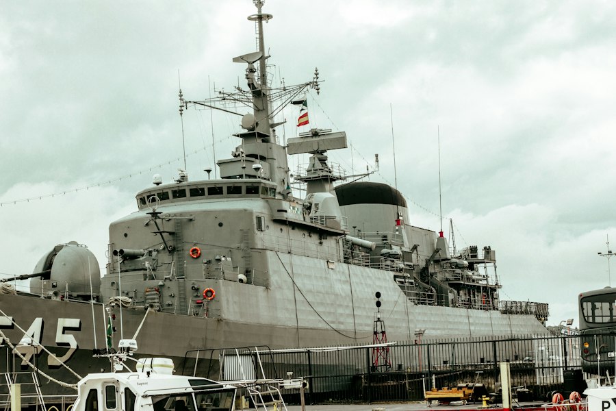 Photo Lun class missile carrier ship diagram