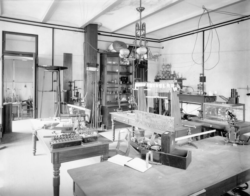 Photo signal research laboratory history